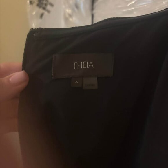 Theia Black Strapless Gown Size 6 - Picture 3 of 4